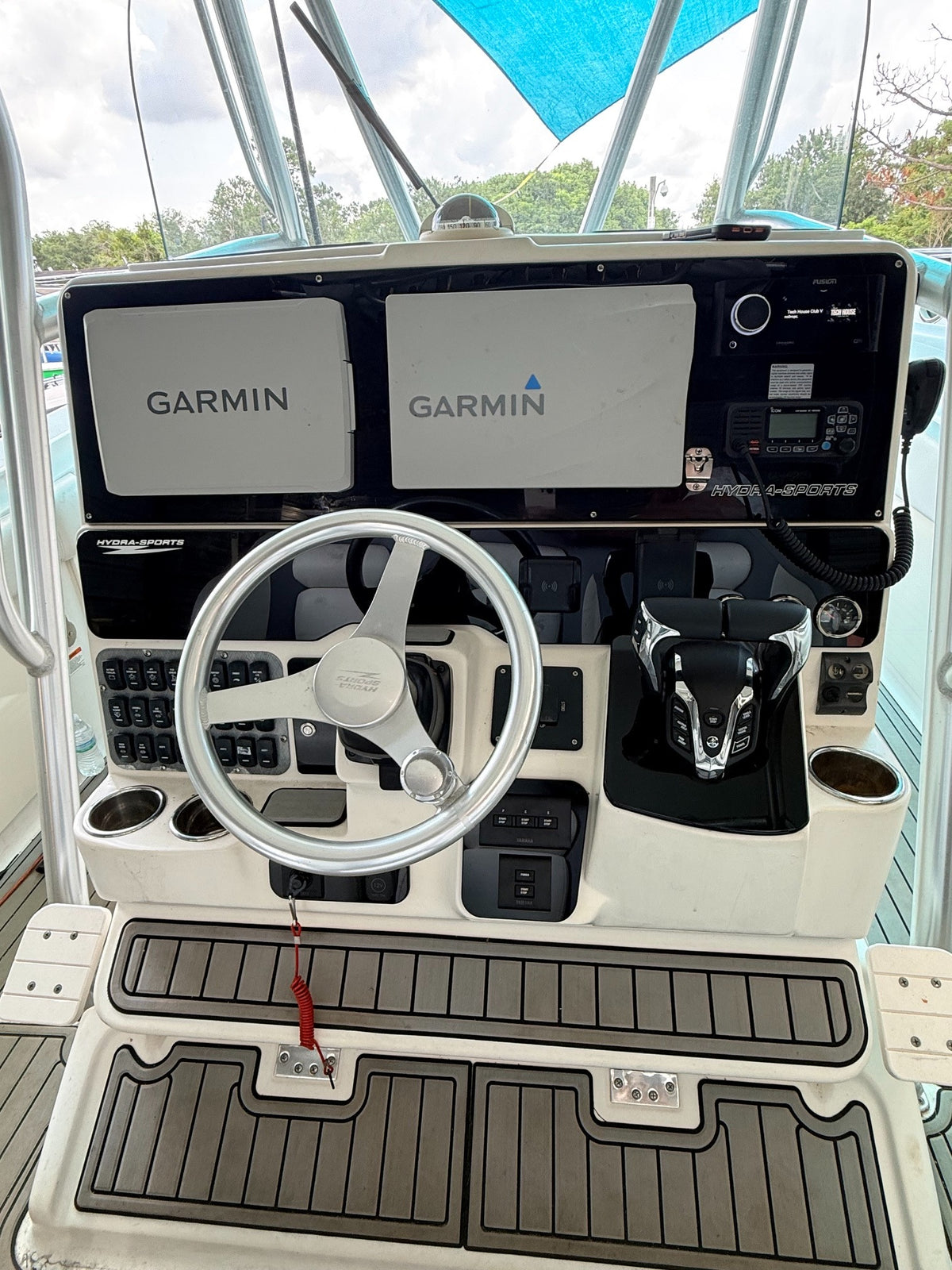 Hydra-Sports custom marine dash by Stella's Royal Design