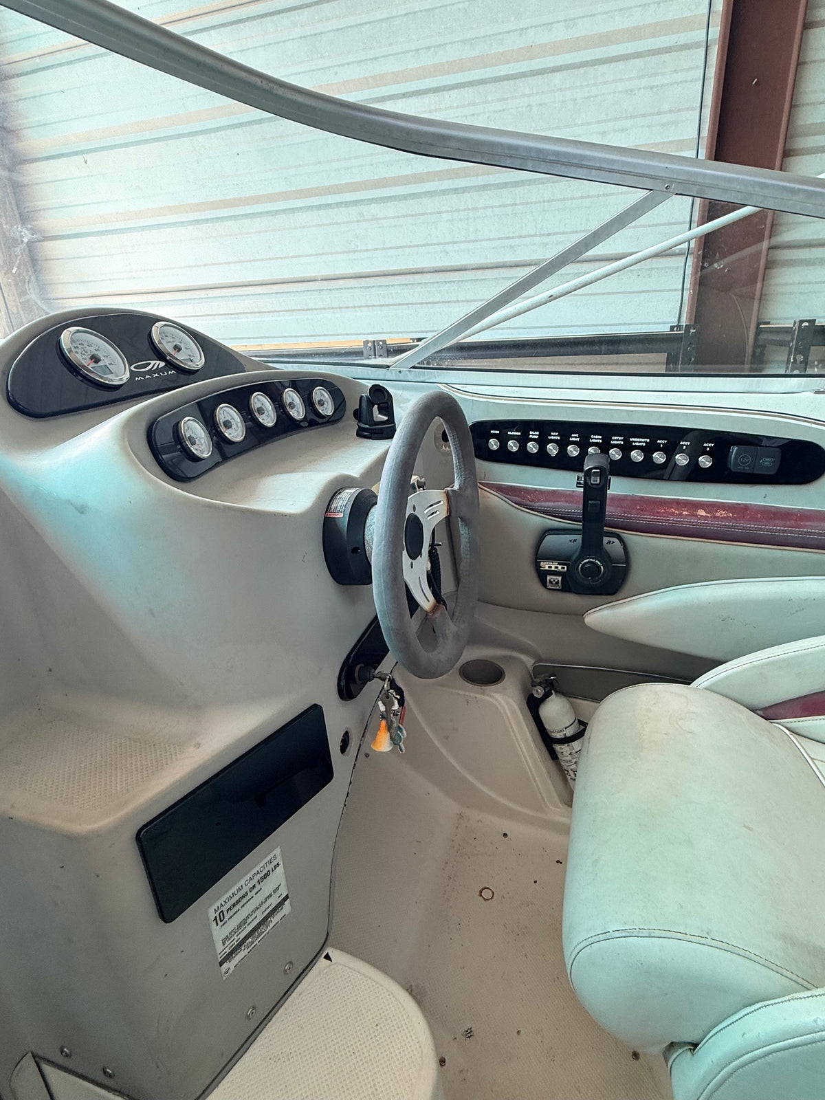 Maxum full helm acrylic upgrade with gauge and switch panels